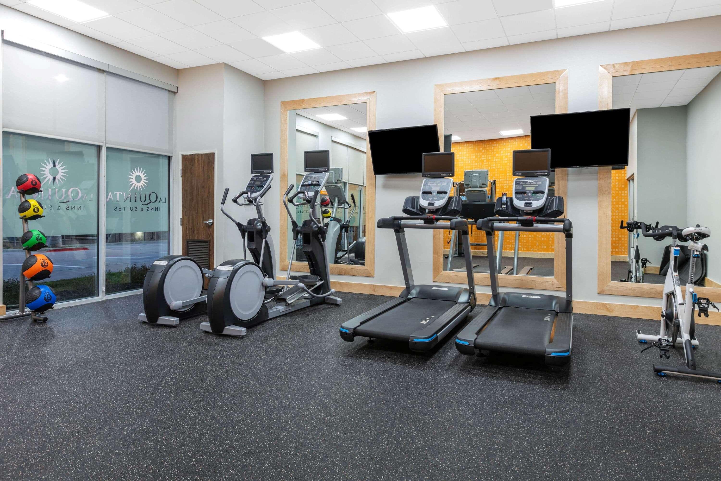 La Quinta Inn & Suites By Wyndham Льюисвилл Экстерьер фото