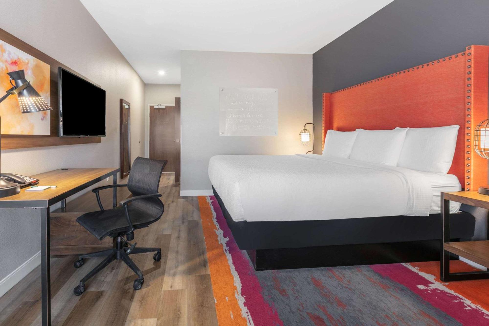 La Quinta Inn & Suites By Wyndham Льюисвилл Номер фото